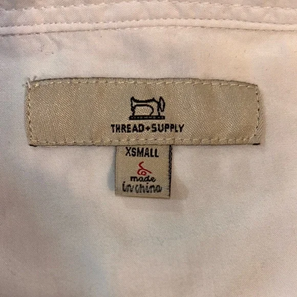 Thread + Supply Women's XS White Tailored Button-Up Long Sleeve Top - Picture 16 of 16